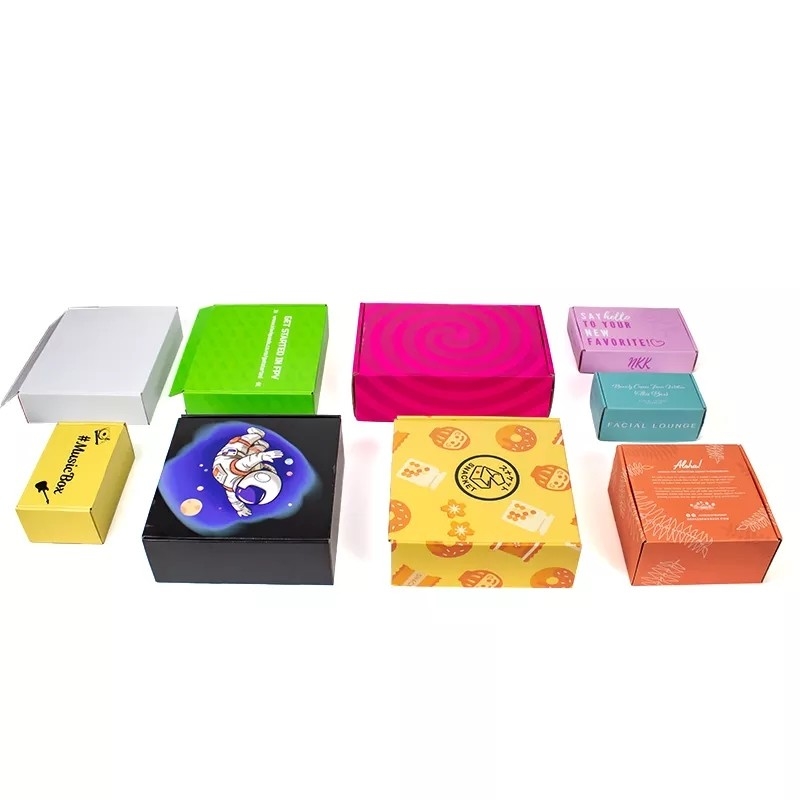 Kargo E Ticaret Karton Kutuları Cmyk 4 Renk Ofest Baskı